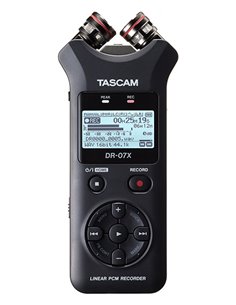 Купить Портативный цифровой рекордер Tascam DR-07X 