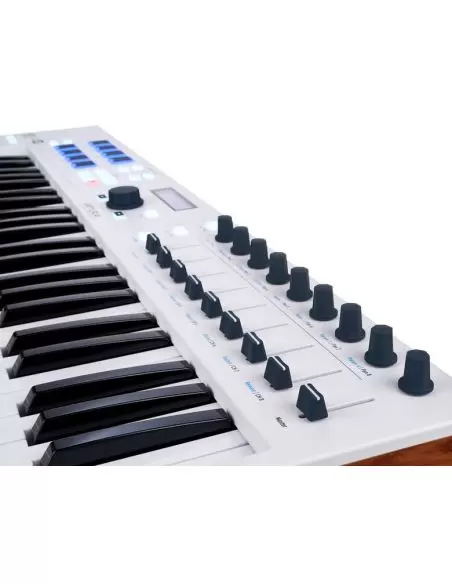 MIDI- клавіатура Arturia KeyLab Essential 49(білий)