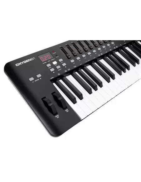 MIDI клавіатура M-AUDIO Oxygen 61 MK IV