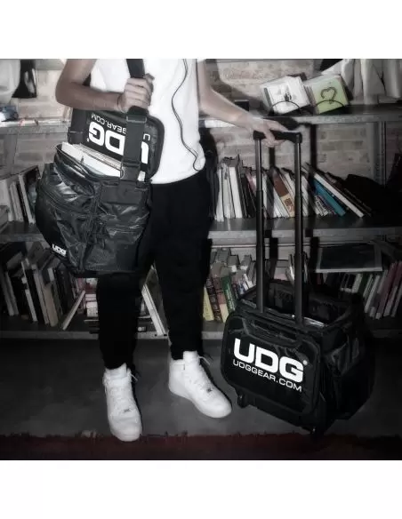 UDG Ultimate SlingBag Trolley Set DeLuxe Black MK2